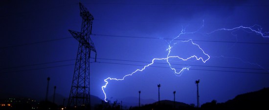 lightning-351195_1920_edit